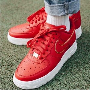 Nike Air Force 1 '07 Essential "University Red"